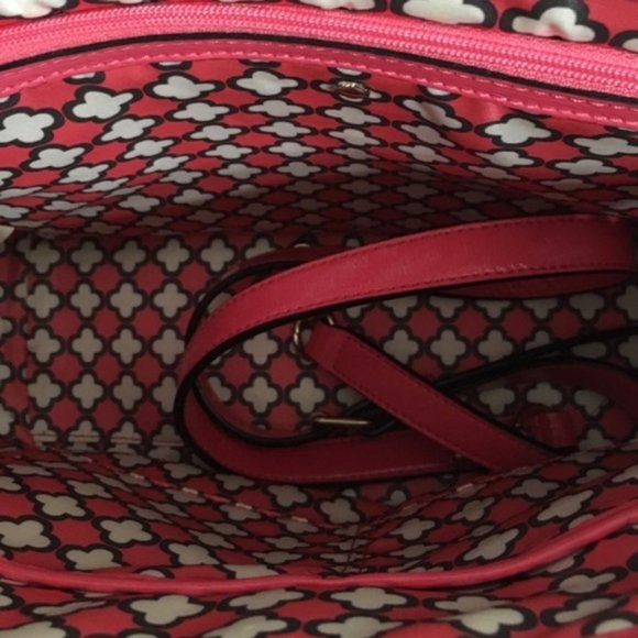 Beacon Court Jeanne & Nisha (Strawberry) - Picture 5 of 8